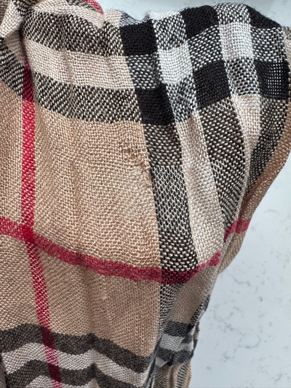 Burberry Beige Plaid Wool-Blend Scarf with Black and Red Trim - Picture 5 of 6